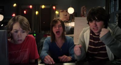 - No way!
- Oh, shit! - Movie 43