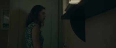 - No, why?
- You look like her. - Maigret