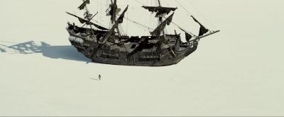 No wind. - Pirates of the Caribbean: At World's End