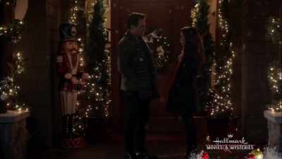 No wonder people
open up to you, - A Bramble House Christmas