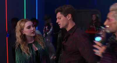 - No worries. I got you.
- What? No-- - Henry Danger: The Movie