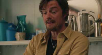 - No, you're kidding.
- Yeah, apparently, - She is Love