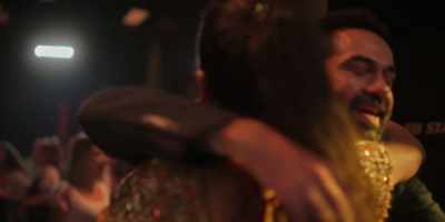 - No, you're not.
You were amazing. - Spin