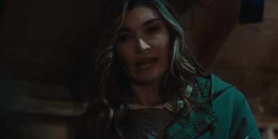 - Noah and your slut friend.
- What'd you just say to me? - GetAWAY