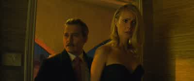 Nobody make a move. - Mortdecai