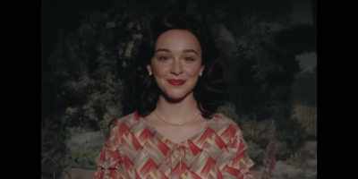 Noele. My name's Noele Gordon. - Nolly