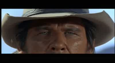 Non c'è male, direi. - Once Upon a Time in the West