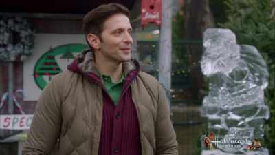 None of this would've happened
without your help. - Christmas Festival of Ice