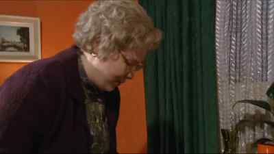 Noo, Sandy O'Brien's wife. I... - Still Game