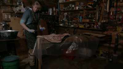Nope. Nope. Nope, nope. - Life Below Zero: Next Generation
