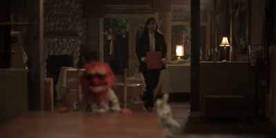 Nora, can you give me a hand
moving all these boxes in, please? - The Muppets Mayhem