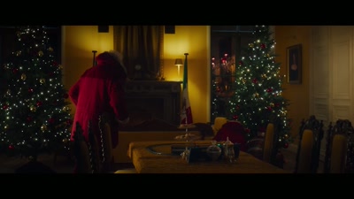 [Norah gasps] - The Claus Family 3