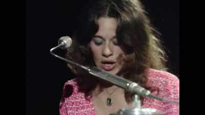 [Norah Jones] I got
really obsessed with Carole King - Women Who Rock