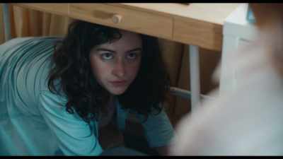 -Normal high schoolers
don't sext their teachers. - Good Girls Get High