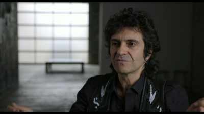 Normal people would just-you know,
they just play drums like this. - Rumble: The Indians Who Rocked the World