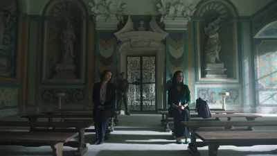 [ Normal voice ] You know,
if we ever fought for real, - Whiskey Cavalier