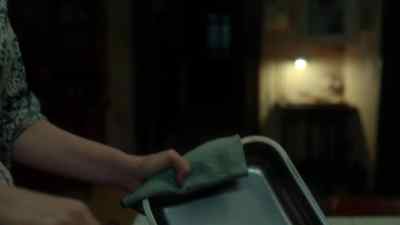 Norman, can you set the potatoes
on the table, please? - Bates Motel