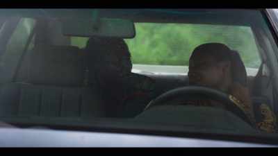 Nos dio su coche… - Blood Sisters