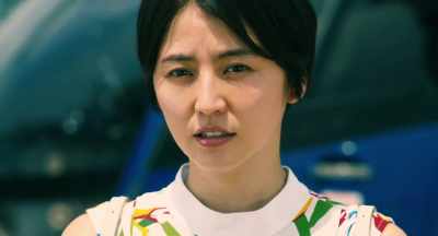 Not a bad attempt at faking love. - The Confidence Man JP - The Movie -