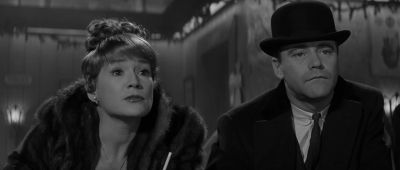 Not a creature was stirring - The Apartment
