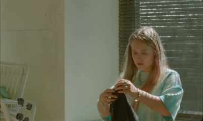 - Not always.
- She's a war journalist, right? - Swimming Home
