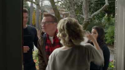 Not cool! Not cool!
I told you she was crazy! - True Lies