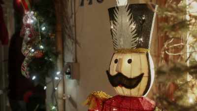 Not going to lie, I didn't know
you'd go for the whole - Christmas in Louisiana