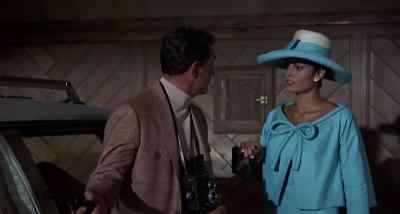 NOT IN THERE, MATT.
HE'LL PICK US OFF.
WE'RE BULLETPROOF. - The Silencers