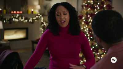 Not intentionally, I, I know
this doesn't make any sense. - Inventing the Christmas Prince