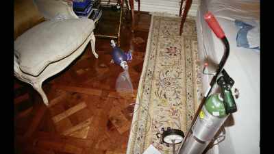 Not even like a home,
makeshift medical suite. - Killing Michael Jackson