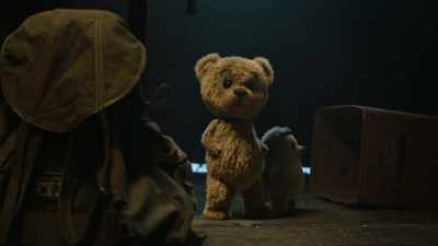 Not now, Bolla!
I'm trying to think outside the box... - Teddy's Christmas