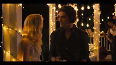 -Not that she’d ever admit it.
-Here. Let me. - Dive Club