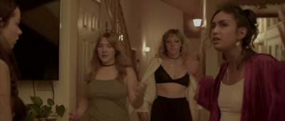 - Nothing, babe.
- First Mikki then... - Pillow Party Massacre