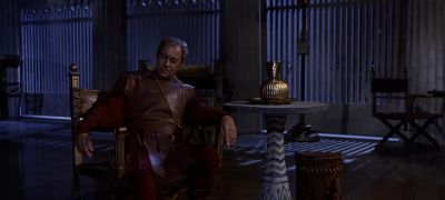 Nothing bores me so much as an intellectual - Cleopatra