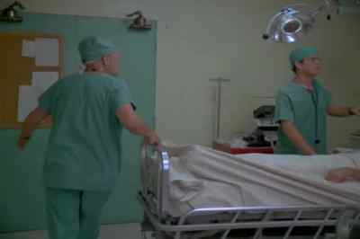 - Nothing we can do here. - Ants!