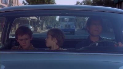 Nothing that crazy could be real - Frailty