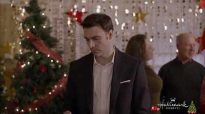 Nothing. I'm--
I'm not doing anything. - Christmas Scavenger Hunt