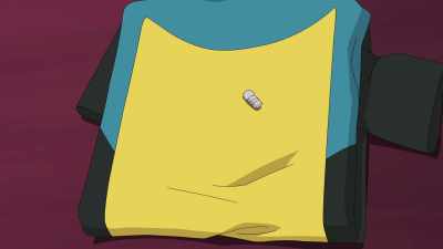 - Nothing under my clothes.
- Okay. - Invincible
