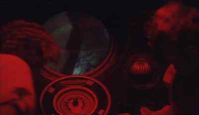 Nothing to worry about, Charlie.
We have the emergency system. - Warlords of Atlantis