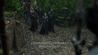Nou ogonzaun.
Veida! Veida! - The 100