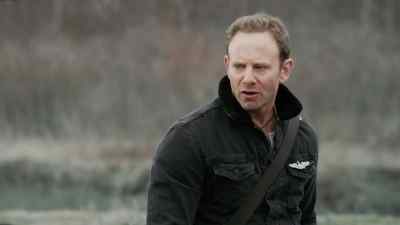 - Nova.
- Hi, Fin. - The Last Sharknado: It's About Time
