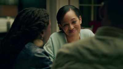 - Nova: We good?
- All right, I'm good. - Queen Sugar