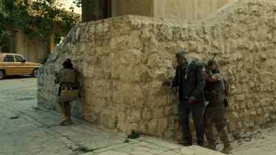 Novin, we've got a vehicle here. - Strike Back