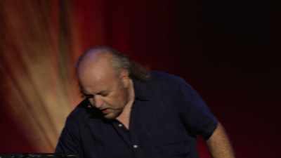 Now along with metal,
I like bird watching, right. - Bill Bailey: Limboland