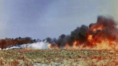 NOW AN AIRPLANE
CAN BECOME A DRAGON. - The Pacific War in Color