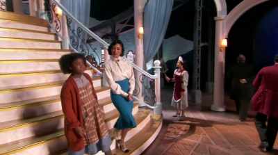 - Now, Annie, what do
you want to do first? - Annie Live!