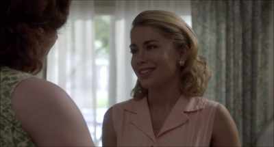 Now, Becky...
(chuckles nervously) - Sun Records