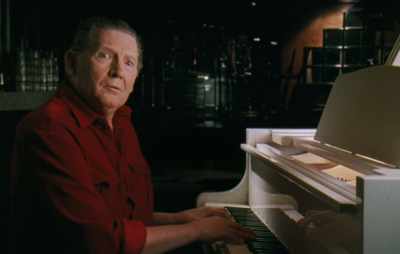 ♪ Now, blue ♪ - Jerry Lee Lewis: Trouble in Mind