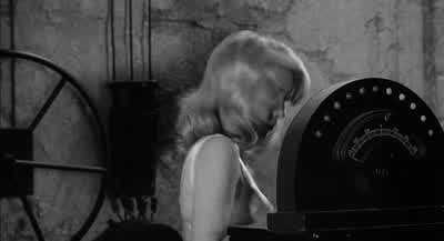 Now that brain that you gave mewas it Hans Delbruck'sNoAhGoodUh would you mind telling meWhose brainI did put inAnd you won't be angryI will not be angryAbby someoneAbby someoneAbby whoAbby normalAbby normalI'm almost sure that was the nameAre you saying - Young Frankenstein