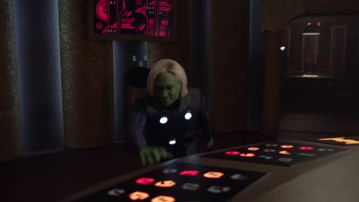 Now you can't move your
hand or else you have to start over. - Supergirl